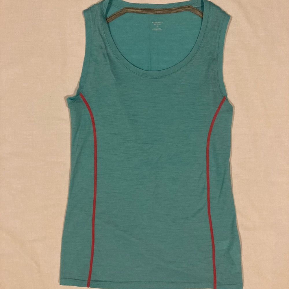 Icebreaker Aero Tank Top. Sustainable Merino. Blue/green with pink seams. Small